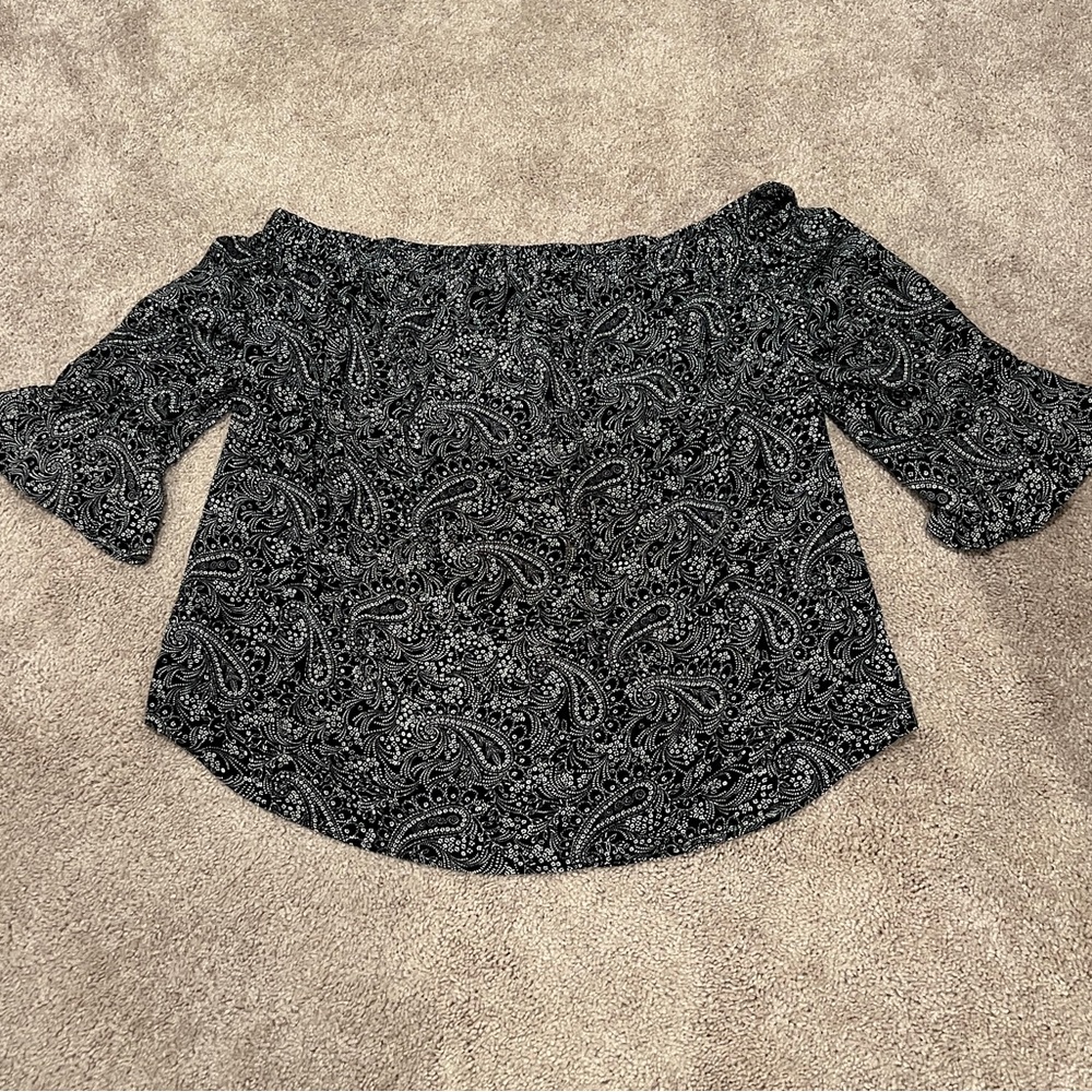 Old Navy Black Paisley Off the Shoulder Blouse